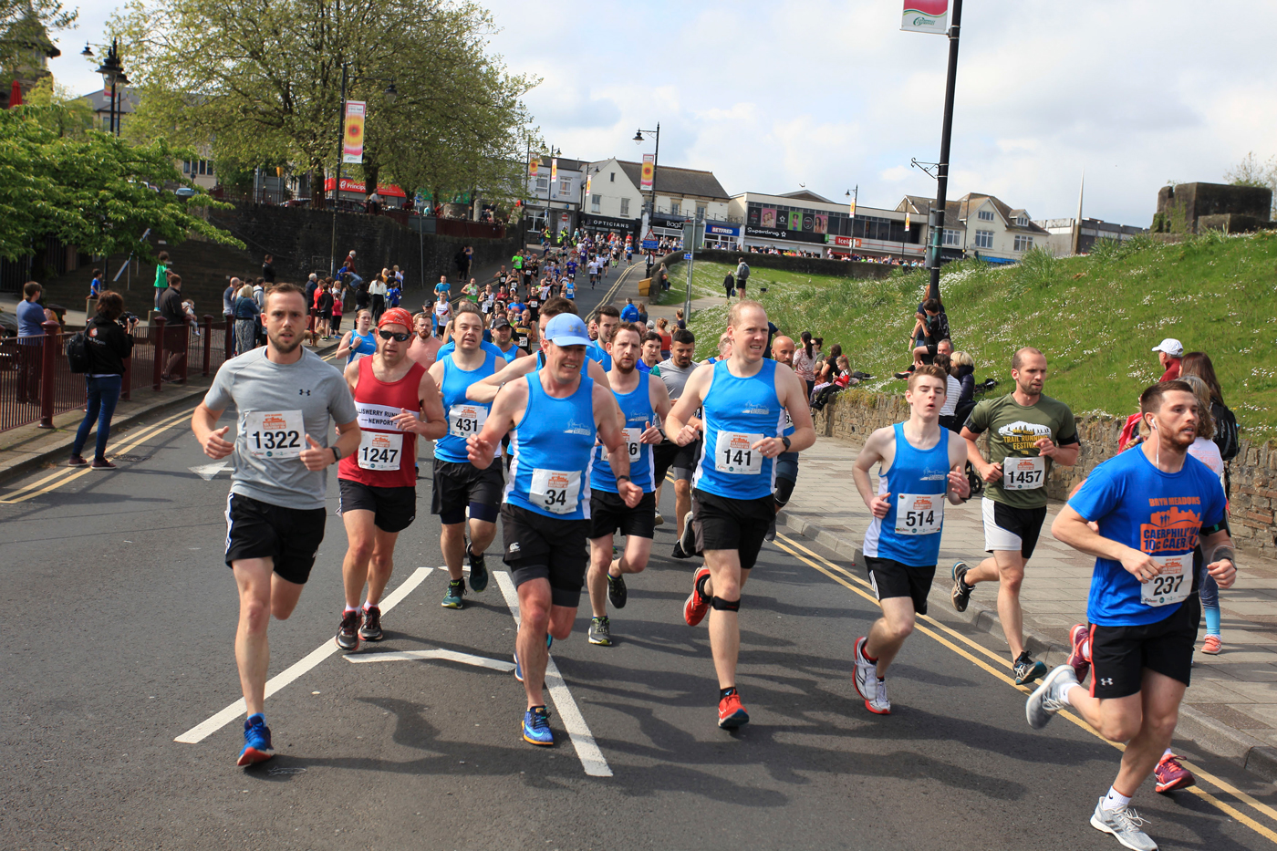 2019 runners near Caerphilly Castle